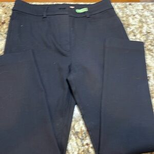 Loft size 4 black ankle, skinny slacks